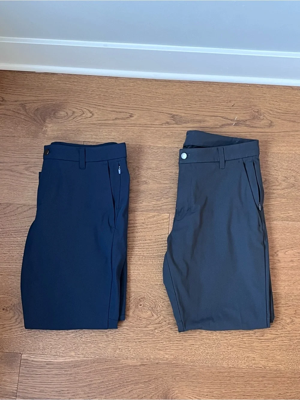 Lululemon Lot of 2 Commission Classic Tapered Chino Pants Men’s 32x27 Navy Gray